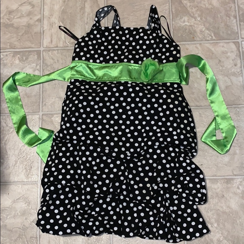 Girls dress